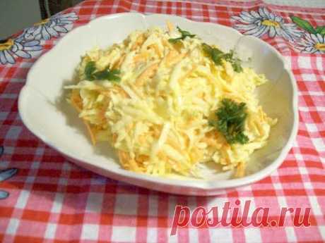 Правильный витаминный салат из черной редьки с морковью.