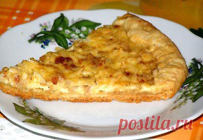 Пирог с кабачково-мясной начинкой |