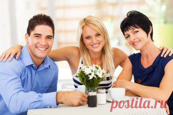 Какие есть сильные заговоры на свекровь для невестки? Свекрови заговоры на невестку + чистый пол + мыльное заклинание + свадебная церемония + Троицкий платан + соляной ковер + кладбищенский ритуал + кровавый