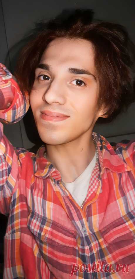 Слава Волк певец