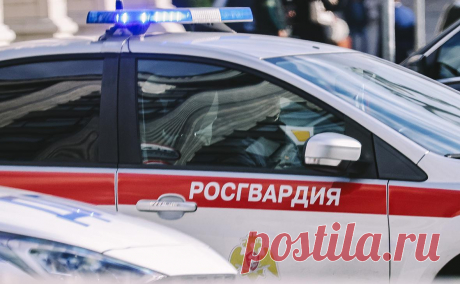 Мужчина в Подмосковье облил женщину бензином и поджег ее. В деревне Супонево Московской области пьяный мужчина облил женщине ноги бензином и поджег их зажигалкой.