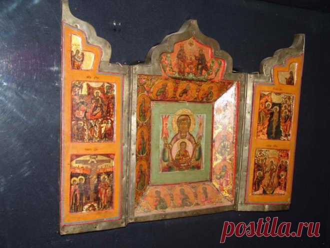 Старинная икона - один из экспонатов музея