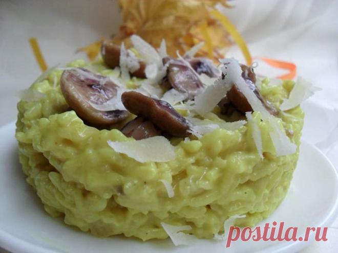 Ризотто с белыми грибами и шафраном / Овощные вторые блюда / Кукорама — вкусные рецепты!