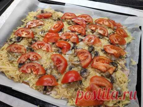 Картошка с кабачками и шампиньонами в духовке | Вкусные рецепты Елены Николаевой Пульс Mail.ru Рецепт! Картофель Кабачки Шампиньоны Растительное масло Лук Фарш смешанный Соль, специи Помидоры Соленый огурец Готовить в духовке при 200-220 градусах в течении 40-45 минут За 5 минут до...