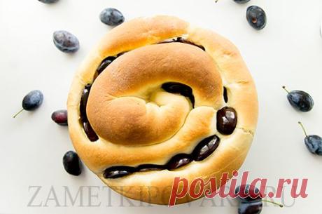 Пирог с маком и сливами | Простые кулинарные рецепты с фотографиями