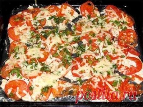 Куриное филе, запеченное с помидорами