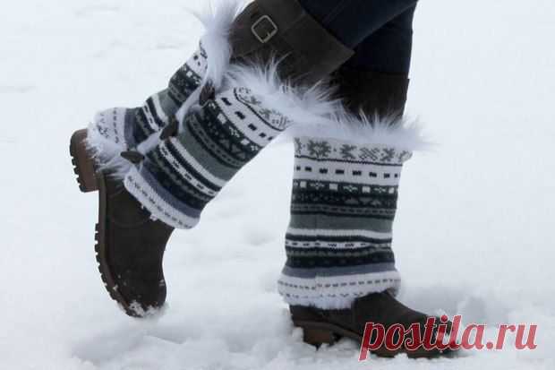 Make Your Boots Happy With Some DIY Boot Sweaters (Plus a Winner and Another Giveaway) | The Renegade Seamstress