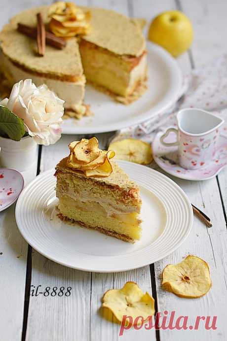 Яблочный торт с карамельным баварским муссом