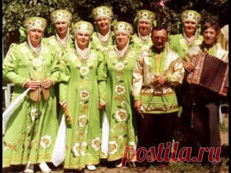 «Марусенька». Слова и музыка народные. Аранжировка Владимира Сидорова.  Исполняют Юрий Кузьмин и ансамбль русской песни &quot;Марьюшка&quot; под руководством Юрия Кузьмина левобережного ДК металлургов г. Магнитогорска. Челябинск. 2002. Видеосъемка от Андрея Кузьмина. Звук от Владимира Сидорова.