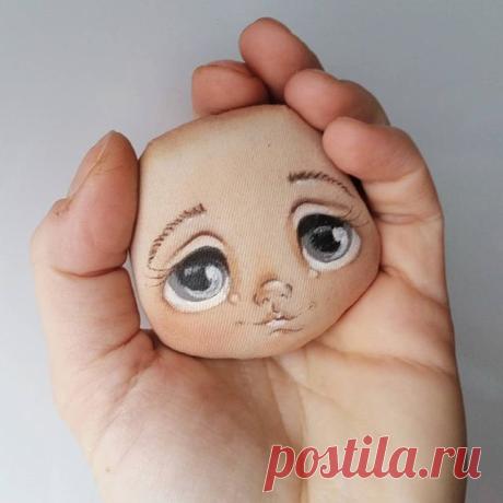✅головушка уехала как есть!
Хочу вот так раз..... проснуться, а ты уже на море....
И 6 утра, а ты сидишь в кафе, завтракаешь.... печет, уже намазалась всем чем можно, и вот сейчас отходит катер на Симиланы, и ты в предвкушении...
Кто только собирается в Тай, еще советую поситить остров Рая, восхитительное место😉
Ну а таким как я мечтающим о море, отпуске и тд - давайте мечтать вместе😊 
Вдруг сбудиться😂
#dannissima_doll#handmadedoll #mysolutionforlife #toys_gallery #kukl...