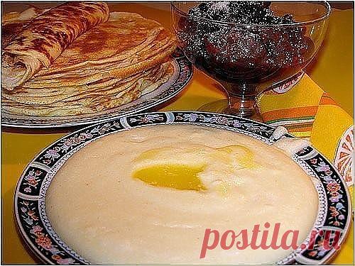 Маме в копилку
Немного про каши. Советы повара

1 Особенно про рисовую молочную кашу хочу, наконец, рассказать. Почему она дома такой как в садике не получается. Потому что там кашу варили так: В кипящее молоко добавляли сахар-соль и всыпали рис. Доводили до кипения (если объем небольшой, то кипятили минуту от силы) и снимали с плиты. Добавляли масло и накрывали крышкой. Минут через 20-30 рис сам достаточно разбухал. Окончательно он доходил уже на мармите.

2 Если хотите д...