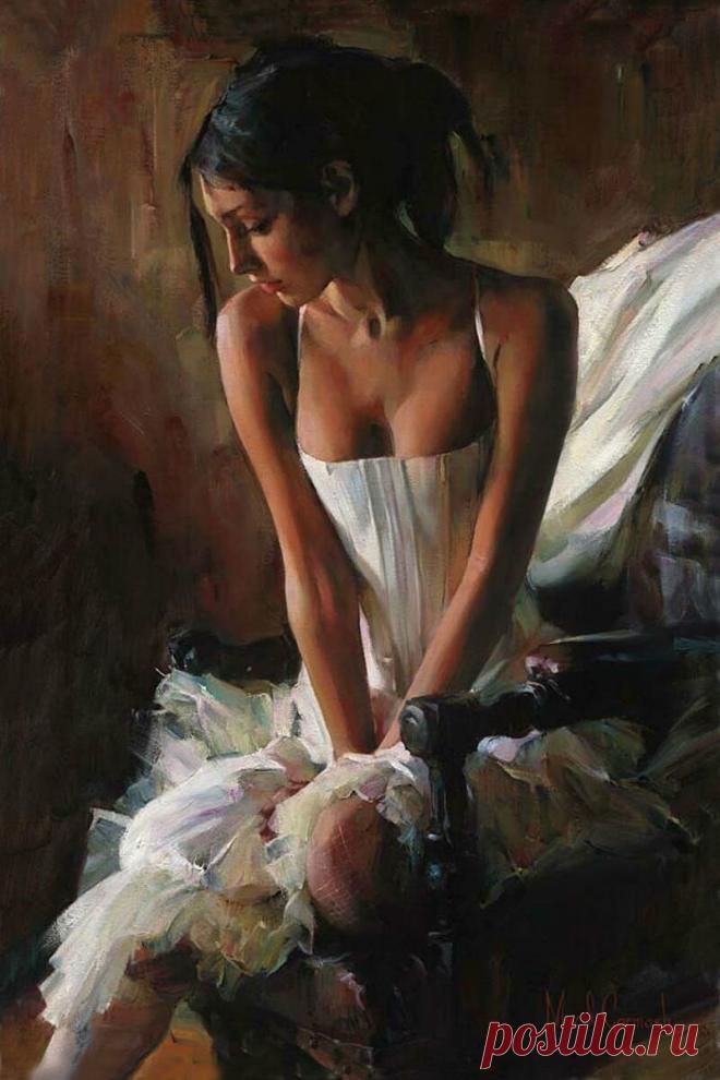 На мольберте портрет обретает весомость мгновений