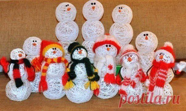 Снеговички из ниток