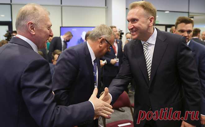 ВЭБ решил профинансировать проект «Русской Платины» Мусы Бажаева. Сумма кредита, которую предоставит синдикат ВЭБ.РФ и ВТБ на освоение Черногорского месторождения медно-никелевых руд, составляет $2,3 млрд. Запуск первой очереди проекта запланирован на 2024