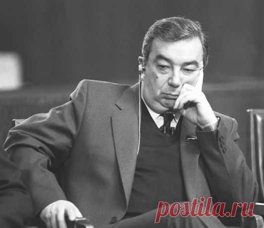 ТАСС: Политика - Евгений Примаков: политик, развернувший самолет над Атлантикой и внешнюю политику России