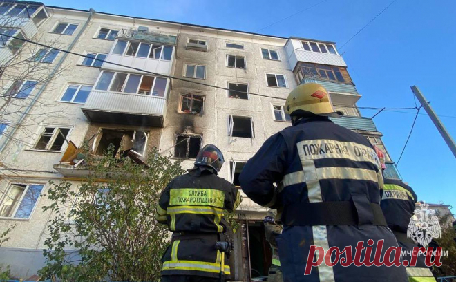 Два человека пострадали при взрыве газа в жилом доме в Уфе. Здание самостоятельно покинули 20 человек, четверых вывели спасатели. Пострадавших мужчину и женщину доставили в больницу. Прокуратура начала проверку