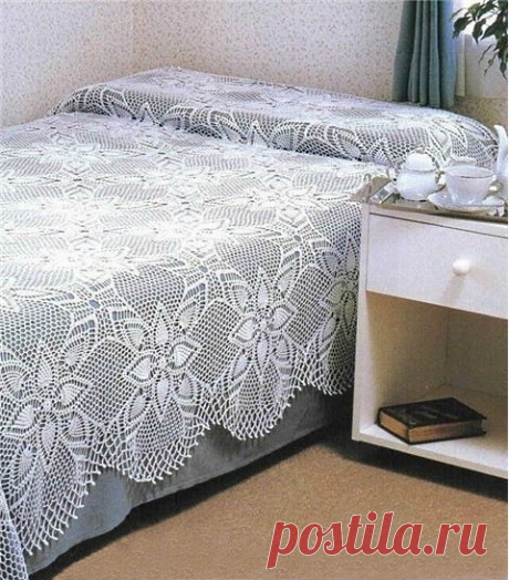Ажурное покрывало из мотивов.
