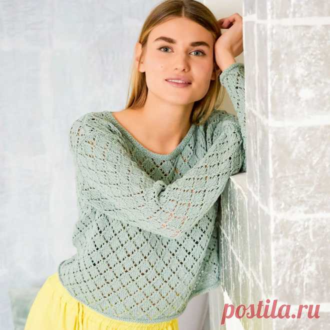 Короткий джемпер с узором из ажурных ромбов