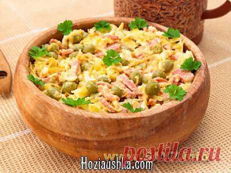 Рецепт - Картофель, тушеный с колбасой и луком