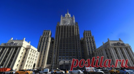 МИД: ответ России на удары Киева по мирным гражданам не заставит себя ждать. Жёсткий ответ армии России на террористические удары Киева по российским регионам не заставит себя ждать, заявили в Министерстве иностранных дел. Читать далее
