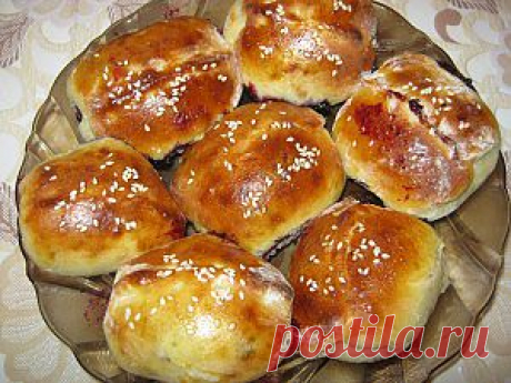 Булочки ароматные со смородиной