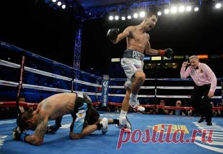 Аллахвердиев бит Бронером, Постол завоевал пояс WBC