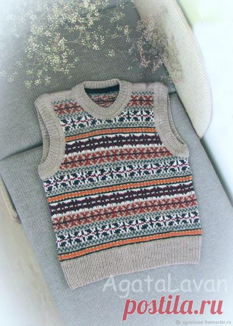 Вязаный спицами жаккардовый жилет – купить в интернет-магазине на Ярмарке Мастеров с доставкой - GPPN5RU | Евпатория