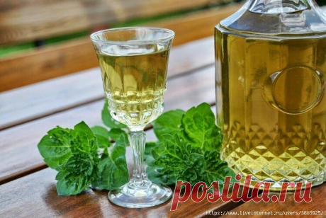 Мятный ликер: боремся с жарой проверенными средствами!
