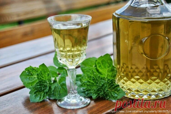Мятный ликер: боремся с жарой проверенными средствами!