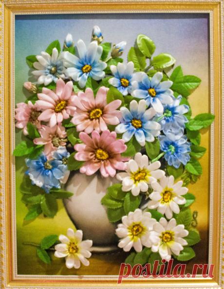 Romantic wall decor Embroidery ribbon #embroidery #ribbonembroidery #silkribbon #embroiderydecoration #decor
#homedecor #embroideryart #fiberwallart #3Dfloralart #tapestrywallartv
#embroiderypicture #textilepicture #wallhanging #wallart #walldecor
#textiledecor