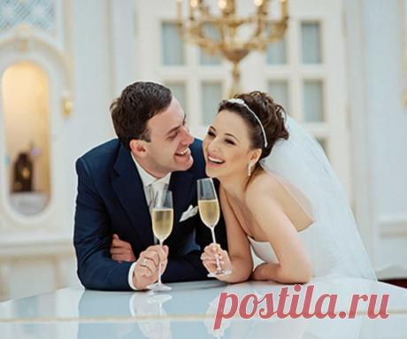 Как привлечь счастье? Аффирмации для женщин на счастливую семейную жизнь. Самые эффективные аффирмации на счастливый брак и любовь мужчины. Аффирмации на любовь и замужество: как привлечь счастье в свою жизнь? 100% Магия и колдовство