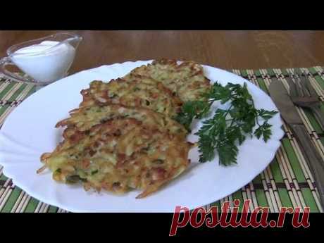 Драники с куриным мясом и кукурузой.