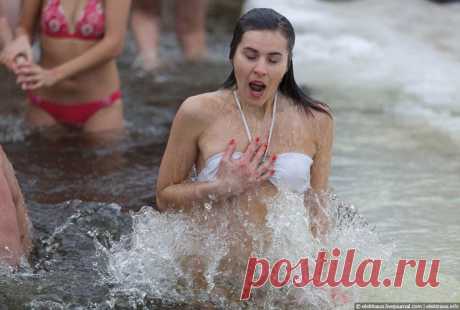 Как правильно купаться в крещенской купели? .