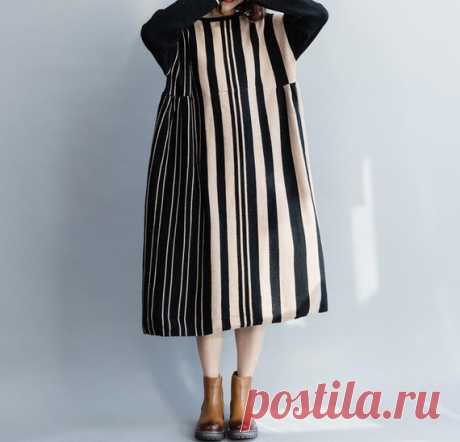 Women Knitted dress,  loose fitting Doll dress, Round collar long sleeve dress, Winter bottoming sweater dress 【Fabric】 Cotton 【Color】  black 【Size】 Shoulder width 54cm / 21 Bust 112cm/ 44 Sleeve length 45cm / 18 Length 103cm/ 40  Have any questions please contact me and I will be happy to help you.