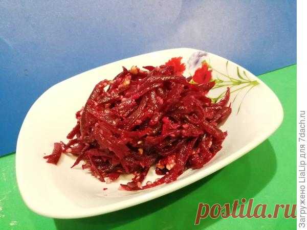Лёгкий салат из свёклы - пошаговый рецепт приготовления с фото