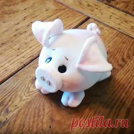 Как сделать поросенка из носка