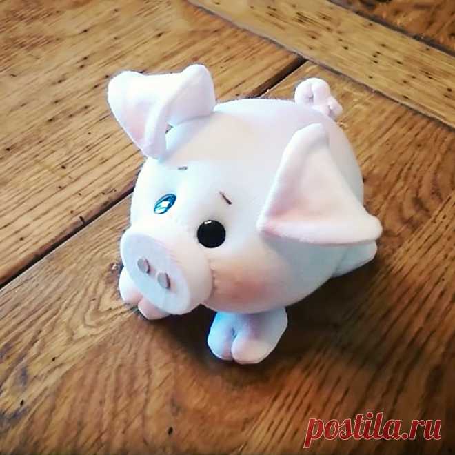 Как сделать поросенка из носка