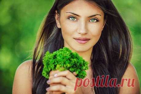 ЧЕМ ПОЛЕЗНА ПЕТРУШКА ДЛЯ ЗДОРОВЬЯ? | Хозяин и Хозяюшка