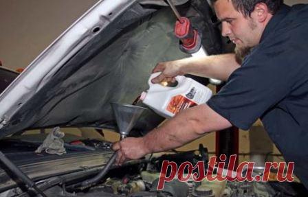 Какой антифриз выбрать для замены, как заменить своими руками Как выбрать антифриз для автомобиля, виды и классификация охлаждающей жидкости. Когда нужна полная замена антифриза в системе охлаждения, как его заменить своими руками.