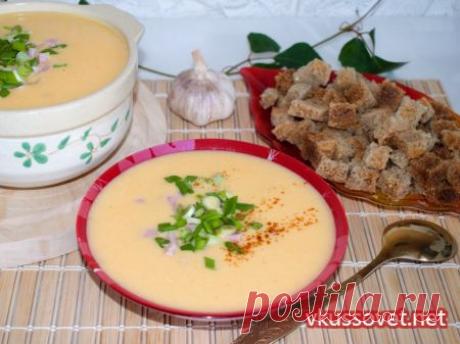 Крем – суп с сыром, ветчиной и гренками