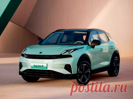 Lynk &amp; Co 06 EM-P PHEV 2024: фото, цена, комплектация, салон