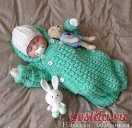 Салатовый конверт для новорожденного