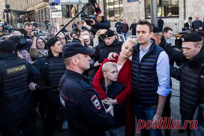 Митинг против сноса пятиэтажек в Москве. Как это было — Meduza