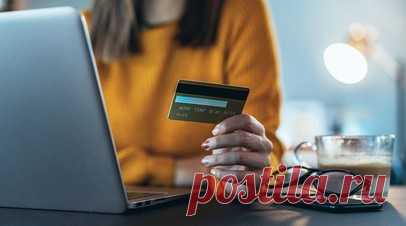 От продуктов и одежды до электроники и техники: почему россияне стали на треть чаще покупать товары в интернете. За последний год россияне стали на треть чаще совершать покупки в интернете. В основном люди приобретают продукты, мебель, одежду, обувь, электронику, бытовую технику и автозапчасти. Рынок онлайн-торговли в стране уверенно растёт уже несколько лет подряд, а по итогам всего 2025-го его объём может достигнуть рекордных 12 трлн рублей, не исключают эксперты. По словам аналитиков,…
