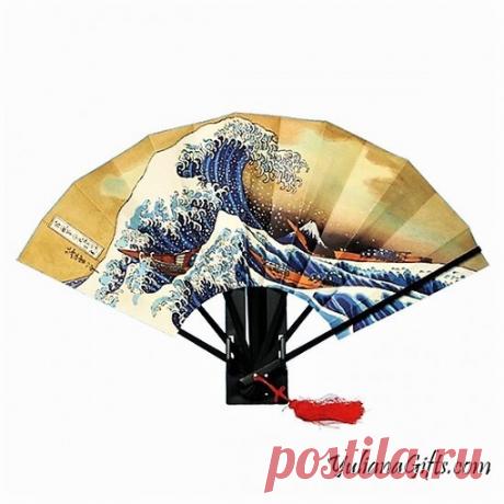 РУБРИКА: #Национальное_достояние

6 ЛЕГЕНДАРНЫХ ФАКТОВ О ЯПОНСКОМ ВЕЕРЕ
⠀
Веера были в руках японских богов.
⠀
Существует легенда о вдове Ацумори, вылечившей монаха, обмахивая его первым складным веером.
⠀
Одной из наиболее важных деталей японского веера, является закрепка. По легенде, один из японских богов Касима хотел проткнуть мечом землю, чтобы привести её в равновесие и предотвратить землетрясения. Его меч обратился в камень, который назвали «Канамэ иси», или «Скала ...