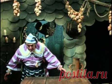 9 лучших советских сказок: 

1. Буратино (1982) 
2. Илья Муромец ( 1956) 
3. Кащей Бессмертный (1944) 
Показать полностью…