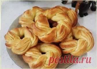 Булочки вкусные и сахарные