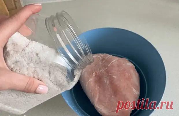 Для чего засыпать замороженное мясо солью: 9 лайфхаков, от которых придут в восторг даже хозяйки на опыте - Полезные советы и секреты на все случаи жизни - Медиаплатформа МирТесен