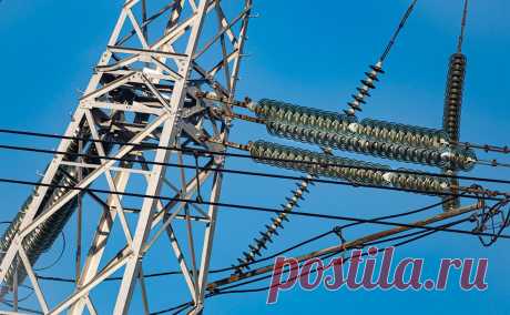 Поселок в Белгородской области остался без света после артобстрела. В результате обстрела поселка Задородный Краснояружского района часть жителей остались без света.