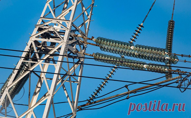 Поселок в Белгородской области остался без света после артобстрела. В результате обстрела поселка Задородный Краснояружского района часть жителей остались без света.